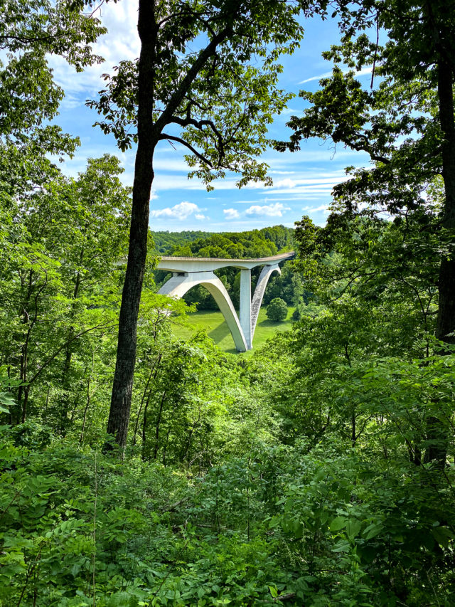 30 Great Stops on the Natchez Trace Parkway